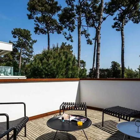 Вилла Keyweek Design Villa, Pool & Garden,
